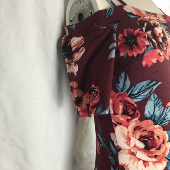 Haute Monde Floral cold Shoulder Dress (M) - Picture 5 of 12